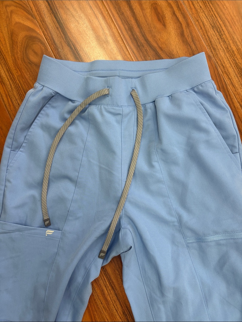 Fabletics Scrub Pants XS Blue - Picture 2 of 8